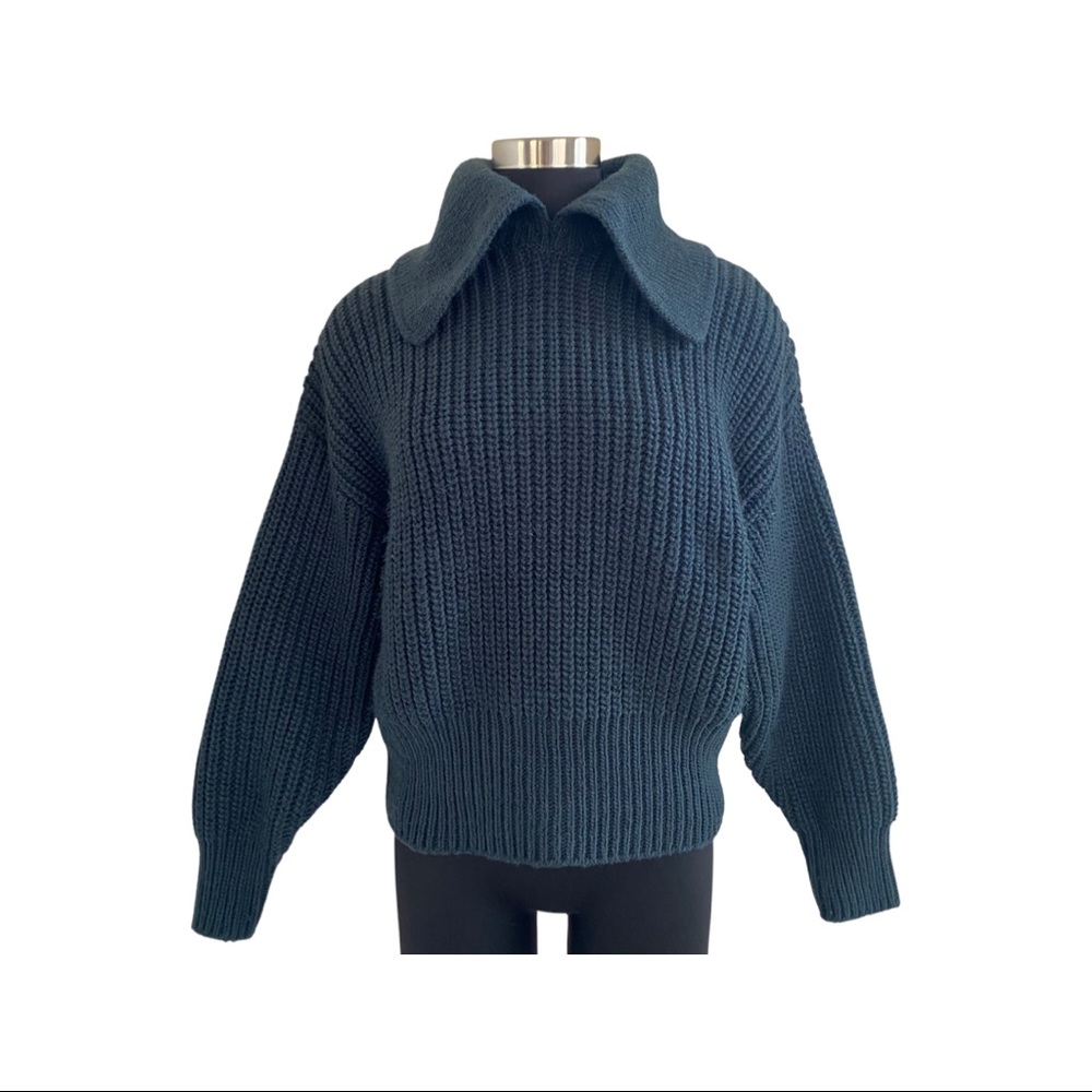 H&M Large Collared Green Sweater Size Small